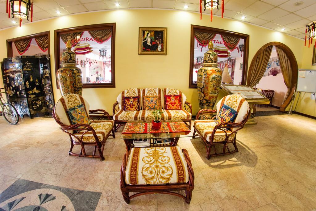 Hotel Pekin Владыславово Экстерьер фото