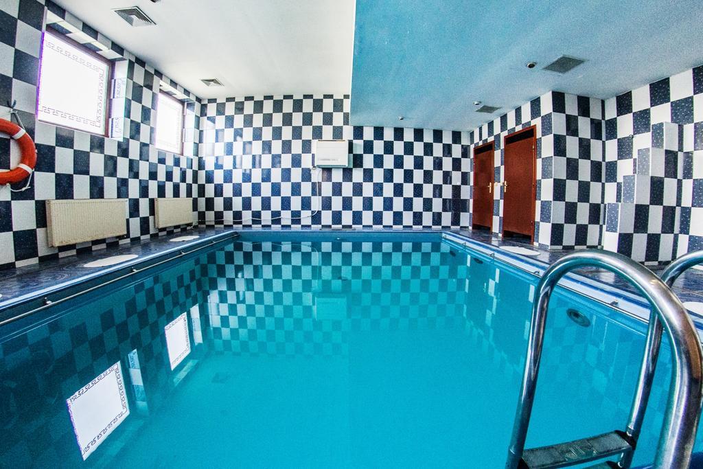 Hotel Pekin Владыславово Экстерьер фото