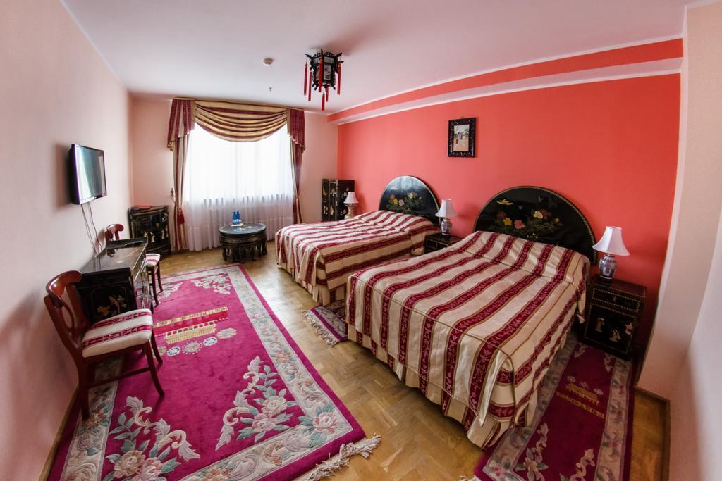 Hotel Pekin Владыславово Экстерьер фото